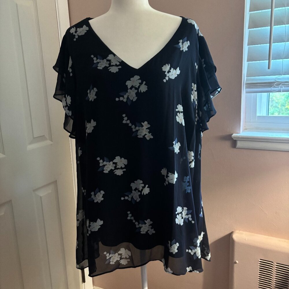 Plus size Navy Blue floral blouse